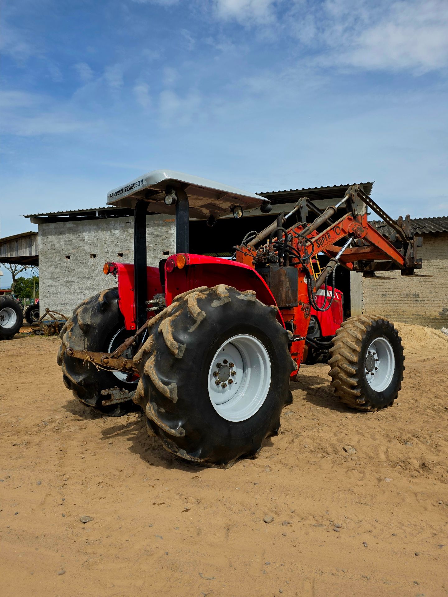 Massey Ferguson 4290 - 3