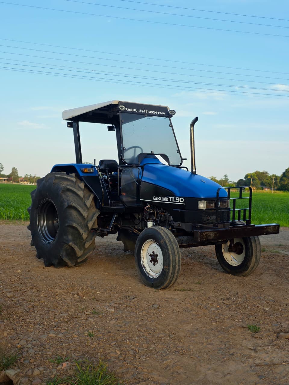 New Holland TL 90