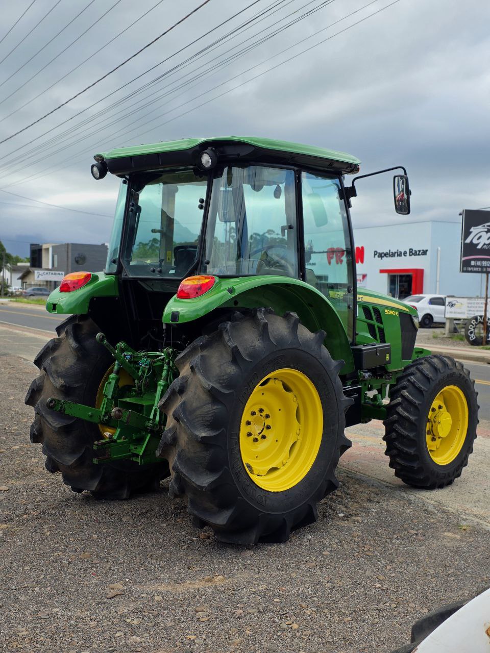 John Deere 5080E - 5