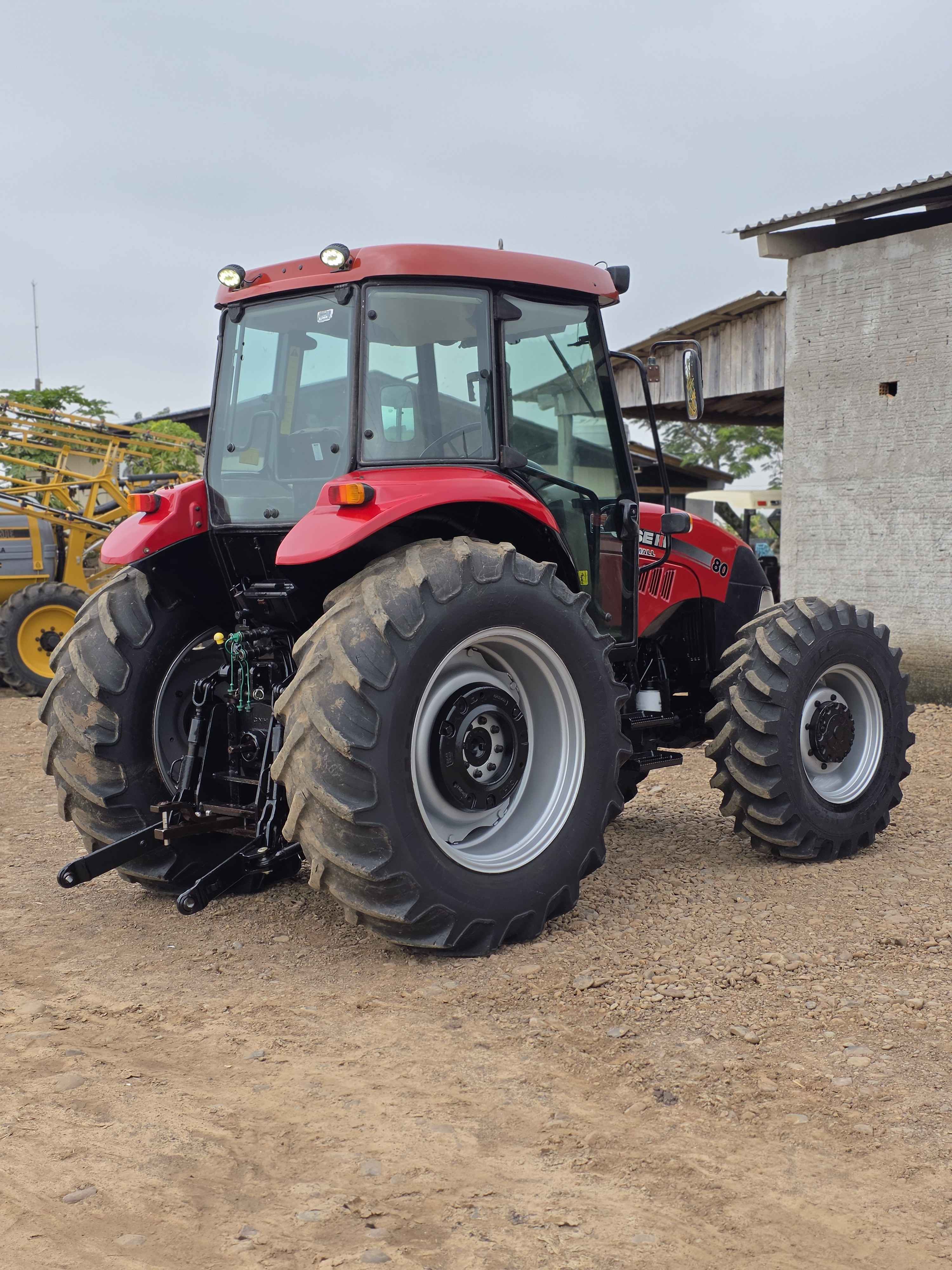Case IH Farmall 80 - foto 3
