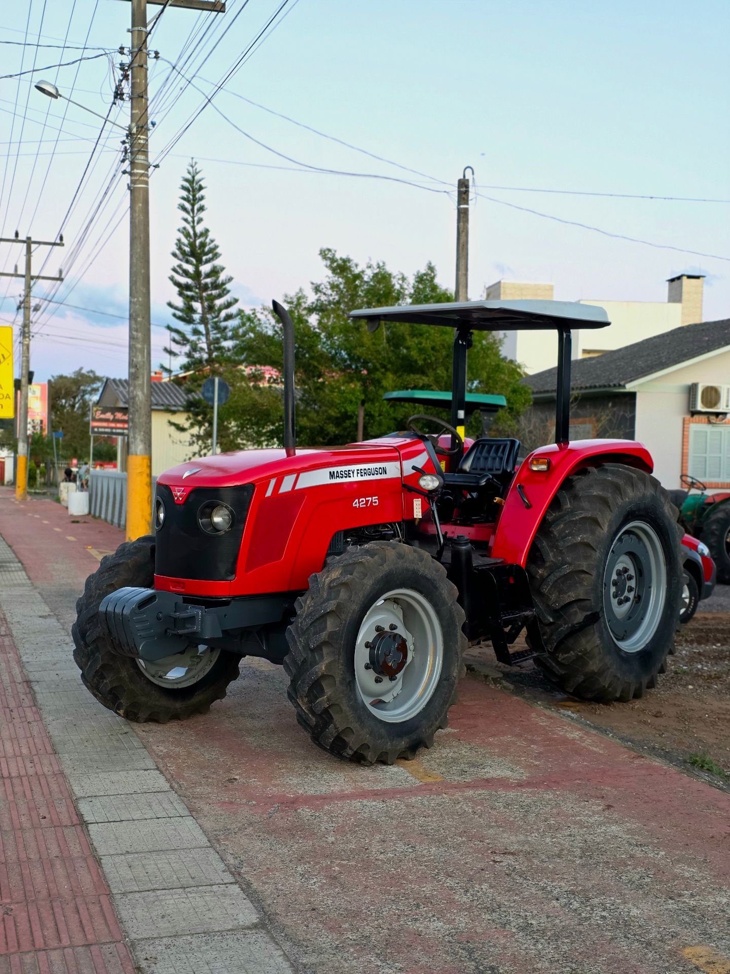 Massey Ferguson 4275